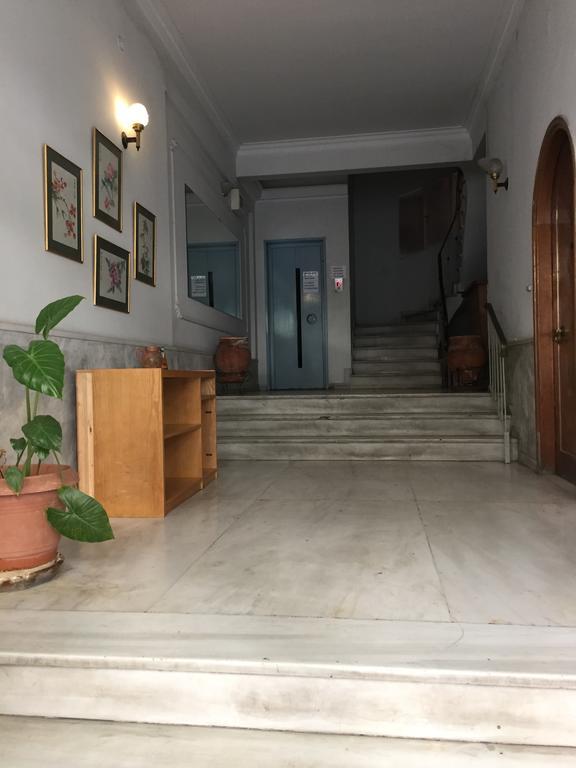 Central 5 Room Apartment Atina Dış mekan fotoğraf