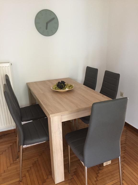 Central 5 Room Apartment Atina Dış mekan fotoğraf